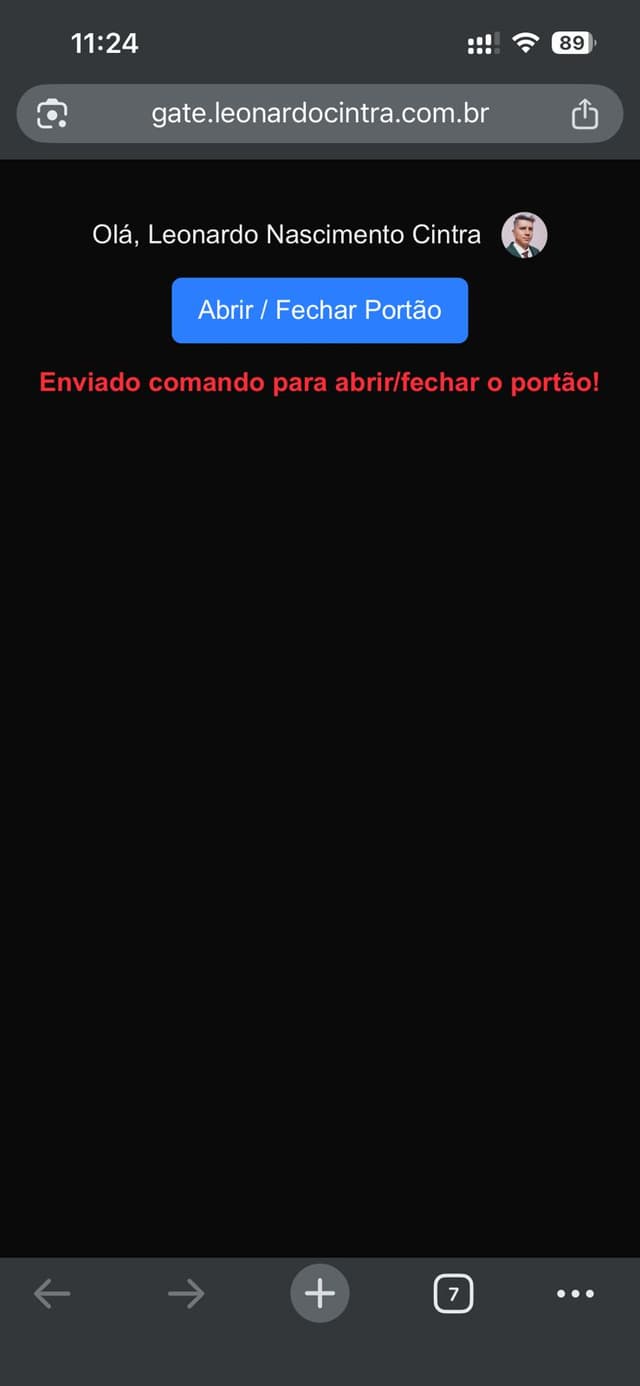 Print do app controlando o portão